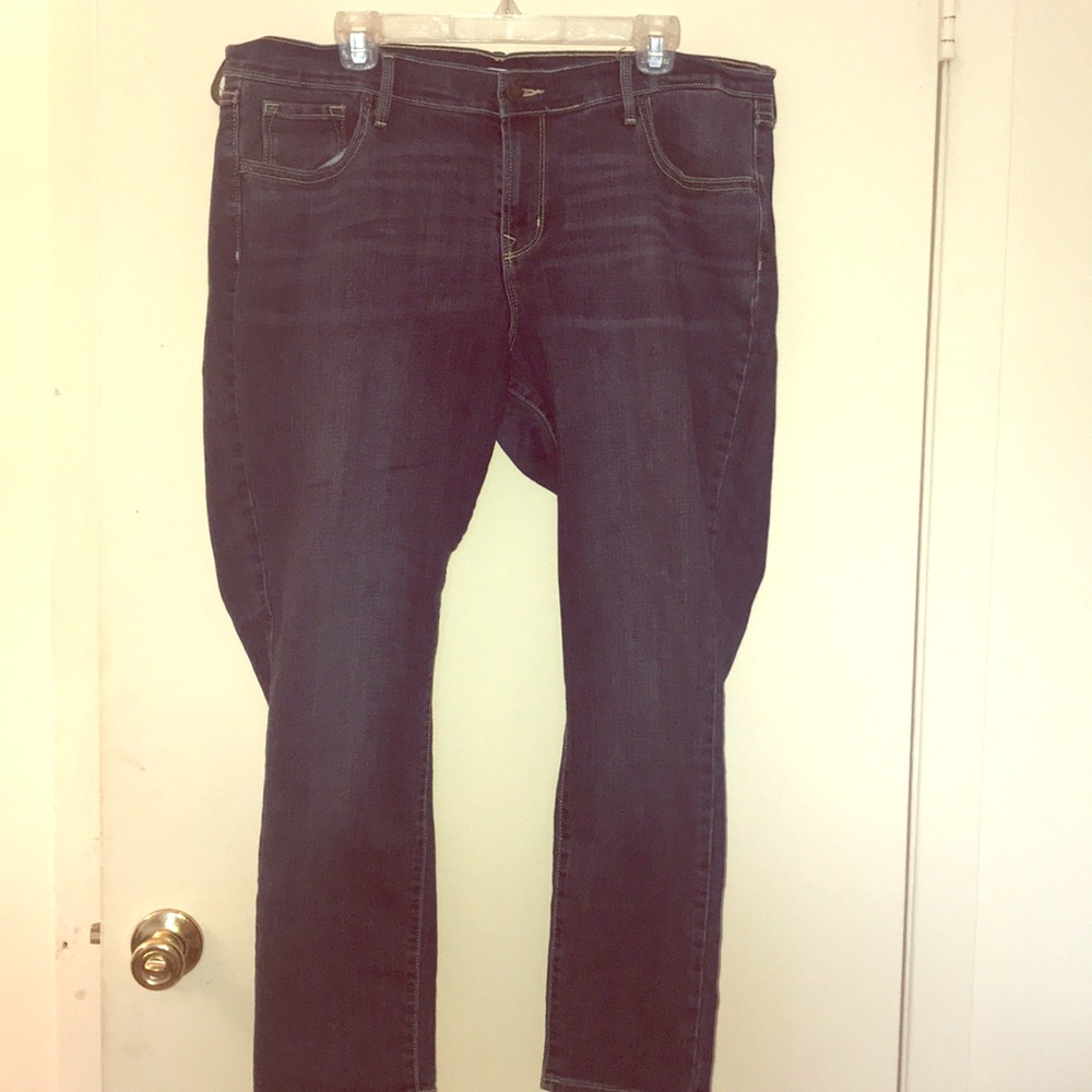Short cut jeans